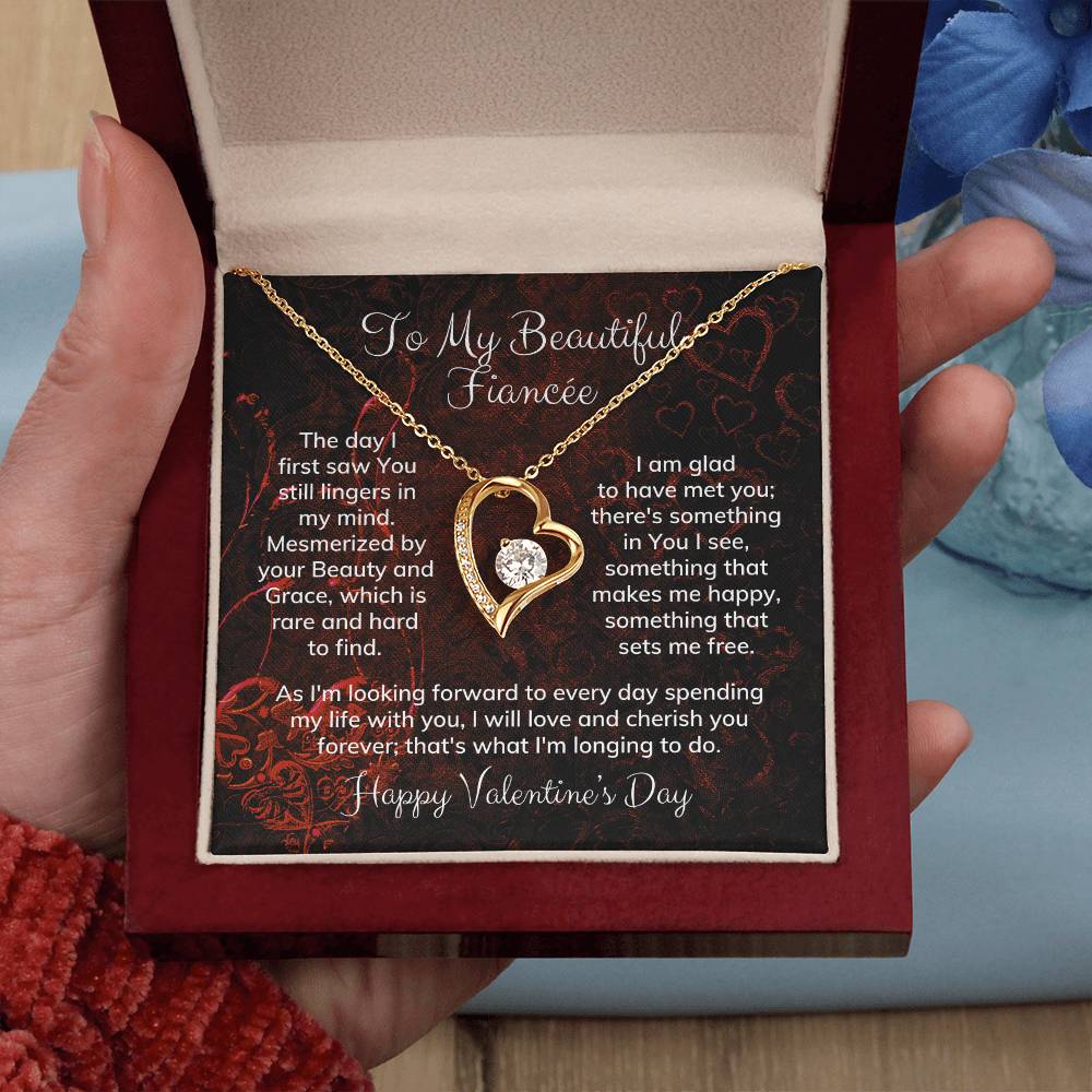 To My Beautiful Fiancée Alluring Beauty Necklace Heart Shaped Message Card