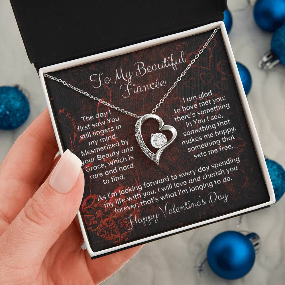 To My Beautiful Fiancée Alluring Beauty Necklace Heart Shaped Message Card